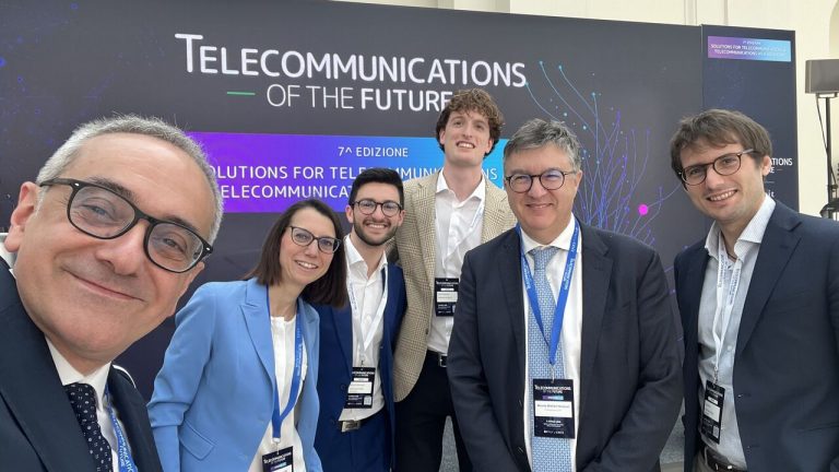 Network Economics